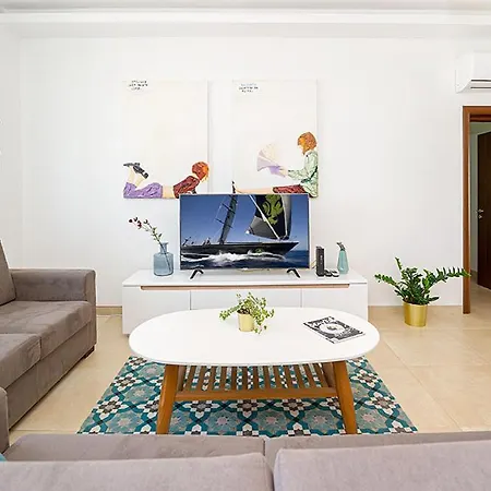 Baron Holiday Apartman Victoria